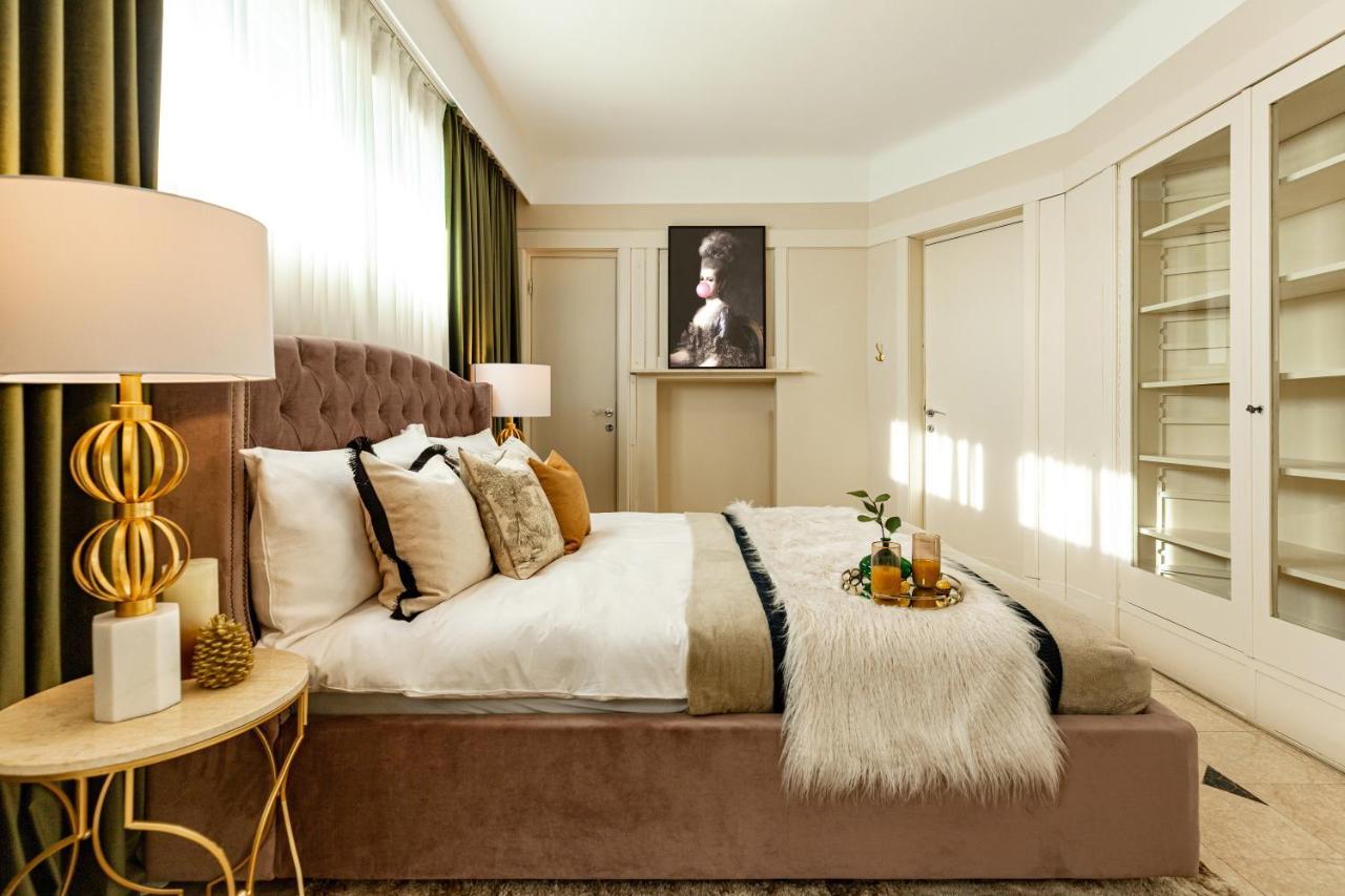 Apartamento Qult - The Renaissance Affair Bucarest Exterior foto