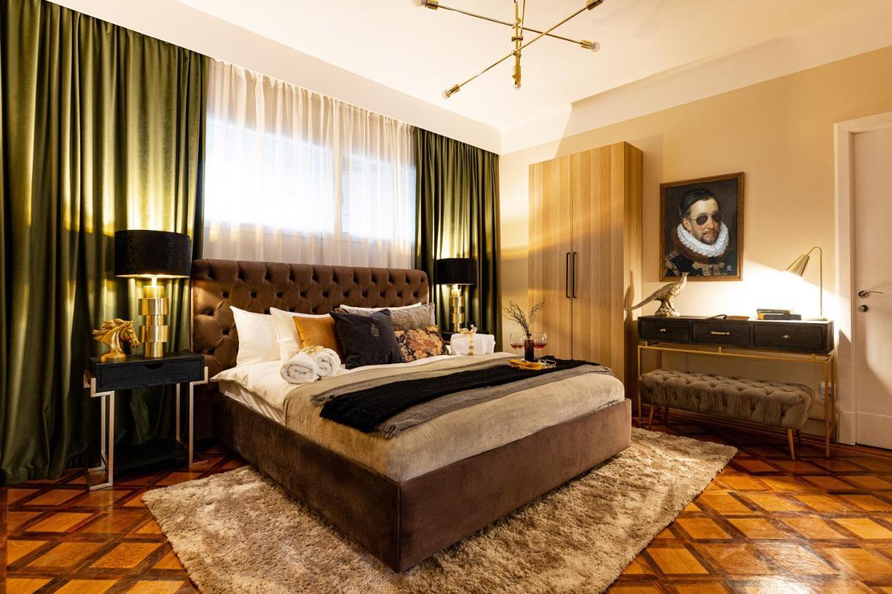 Apartamento Qult - The Renaissance Affair Bucarest Exterior foto